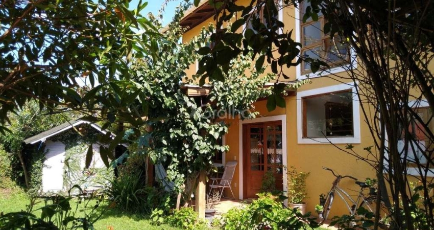 Casa para Venda em Florianópolis, São João do Rio Vermelho, 4 dormitórios, 1 suíte, 3 banheiros, 1 vaga