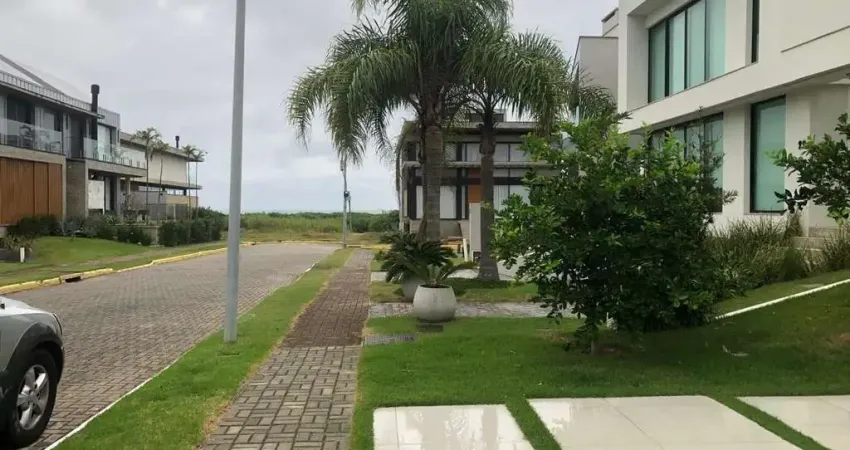 Casa para Venda em Florianópolis, Morro das Pedras, 3 dormitórios, 1 suíte, 4 banheiros, 2 vagas