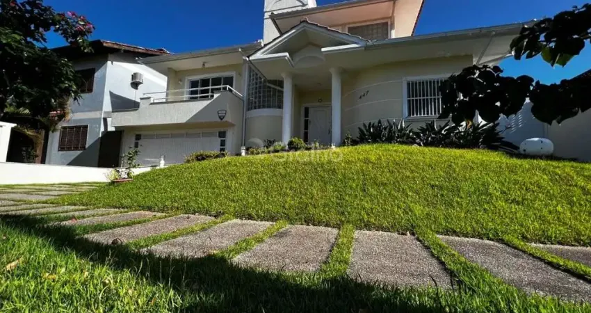 Casa para Venda em Florianópolis, Jurerê Internacional, 3 dormitórios, 3 suítes, 5 banheiros, 2 vagas