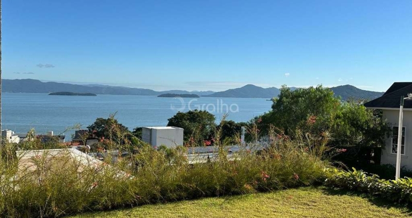 Casa para Venda em Florianópolis, Cacupé, 3 dormitórios, 3 suítes, 5 banheiros, 4 vagas
