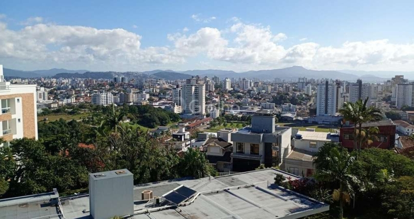 Cobertura para Venda em Florianópolis, Estreito, 2 dormitórios, 1 suíte, 2 banheiros, 1 vaga
