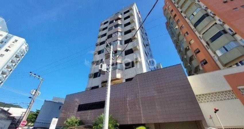Apartamento para Venda em Florianópolis, Centro, 1 dormitório, 1 banheiro, 1 vaga