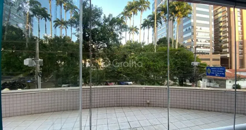 Apartamento para Venda em Florianópolis, Centro, 3 dormitórios, 1 suíte, 4 banheiros, 1 vaga