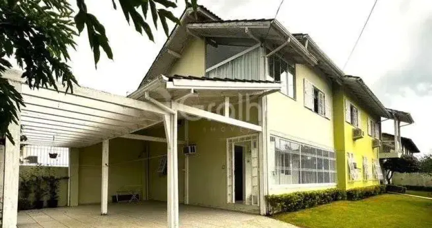 Casa para Venda em Florianópolis, Santa Mônica, 6 dormitórios, 2 suítes, 5 banheiros, 4 vagas