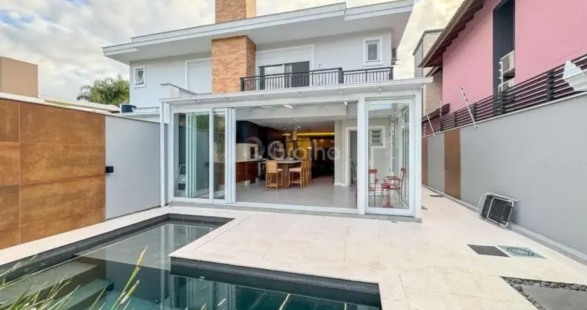 Casa para Venda em Florianópolis, Jurerê, 4 dormitórios, 4 suítes, 4 banheiros, 2 vagas