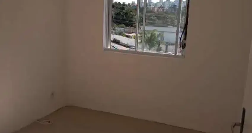 Apartamento - Rua Joaquim de Carvalho, Porto Alegre, RS