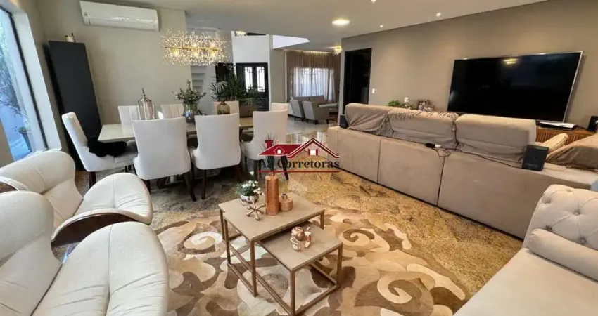 Imperdível! Casa de 3 quartos no Parque dos Príncipes, São Paulo-SP: 3 suites, 2 salas, 6 banheiros, 6 vagas, 400m².