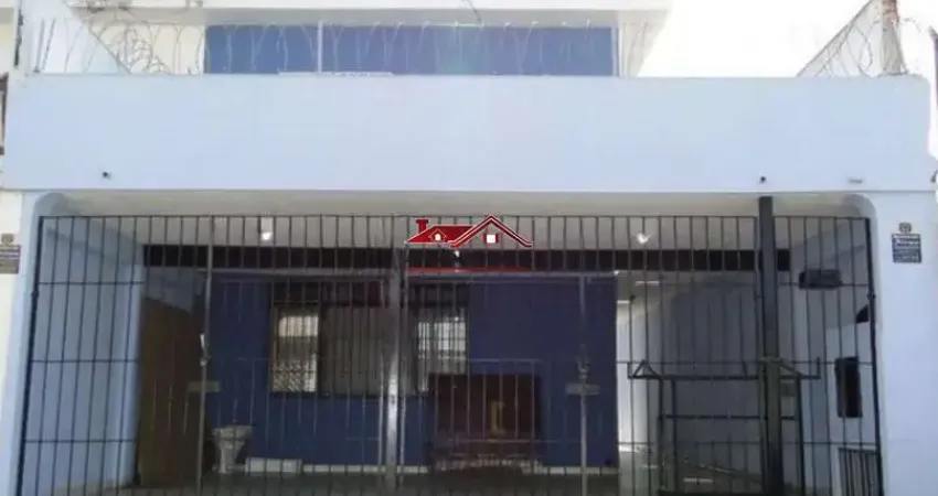 Espetacular casa à venda em São Paulo-SP, no Rio Pequeno: 3 quartos, 1 suíte, 2 salas, 3 banheiros, 2 vagas, 208 m². Venha conferir!