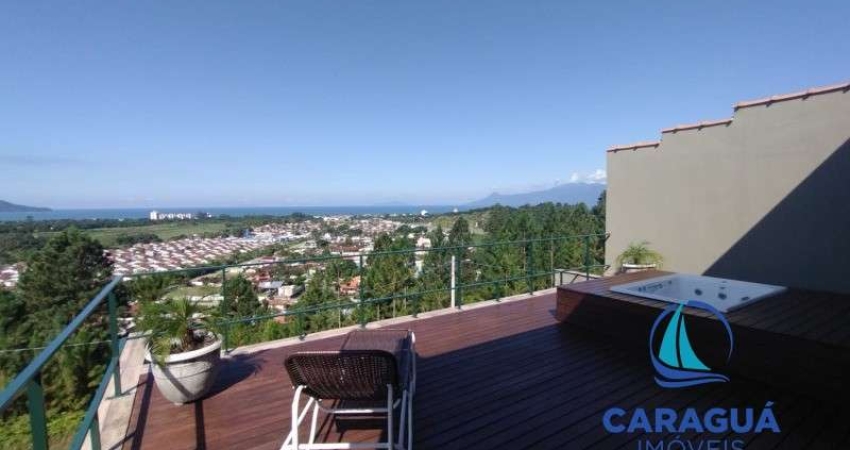 Casa em localização privilegiada, 3 dormitórios, com vista definitiva para a serra e para o mar