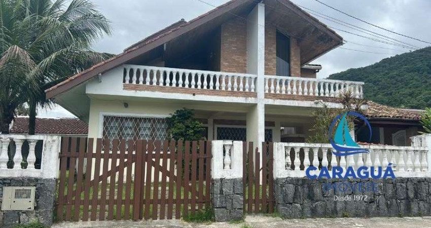 Casa com edícula e casa de caseiro, 7 dorms, 7 wc, amplo terreno