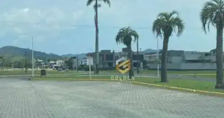 Terreno em condomínio fechado à venda no Santa Regina, Camboriú