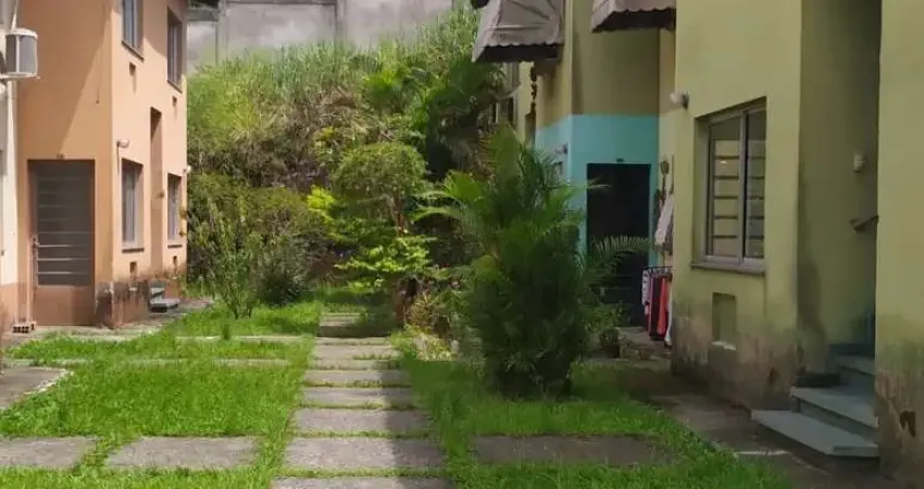 Apartamento com 2 quartos à venda no Laranjal, São Gonçalo 