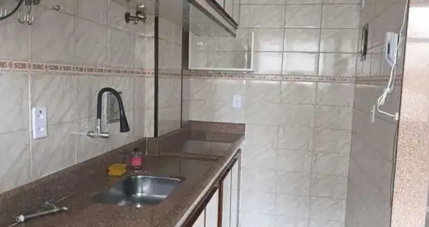 Apartamento com 2 quartos para alugar no Jardim Alcântara, São Gonçalo 