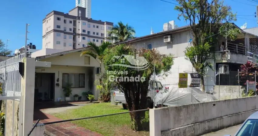 Casa com 2 quartos à venda em Nações, Balneário Camboriú