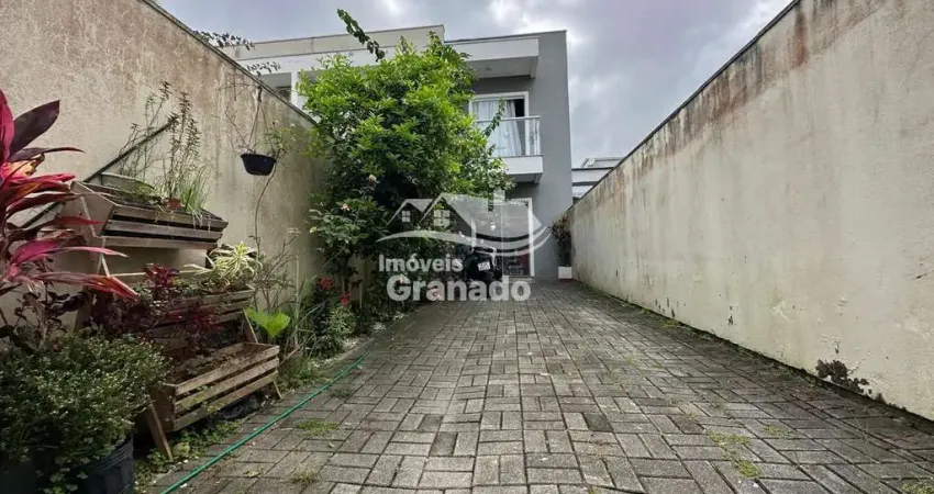 Sobrado com 2 suítes à venda, RIO PEQUENO, CAMBORIU - SC
