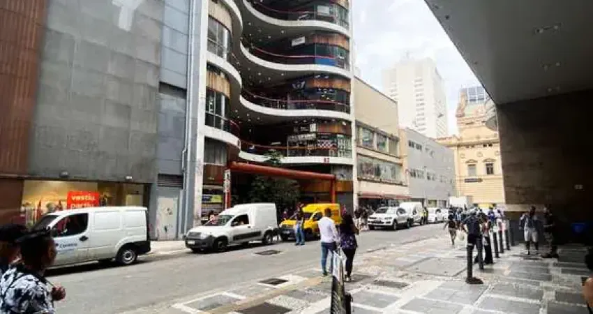Ponto comercial para alugar na Rua Vinte e Quatro de Maio, 77, República, São Paulo