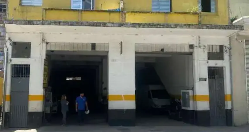 Barracão / Galpão / Depósito à venda na Plínio Ramos, 130, Centro, São Paulo