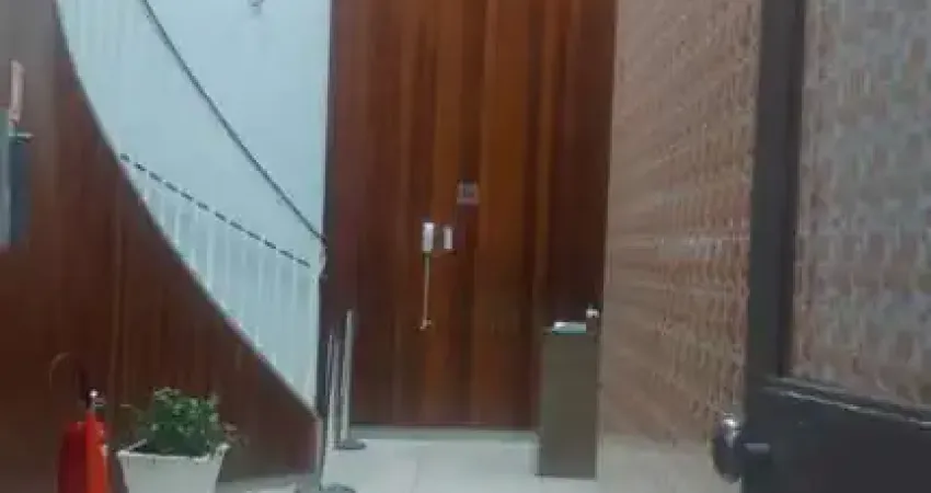 Apartamento à venda na Avenida Ipiranga, 200, República, São Paulo