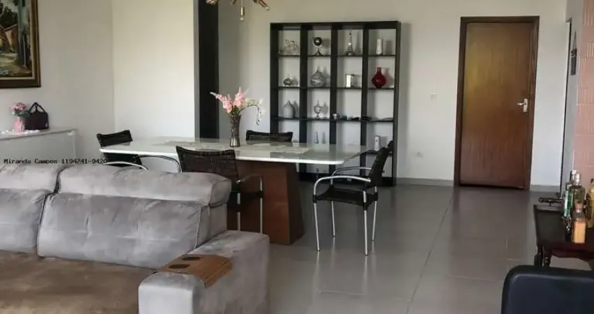 Casa em Condomínio para Venda em Suzano, Ipelândia, 4 dormitórios, 1 suíte, 3 banheiros, 4 vagas