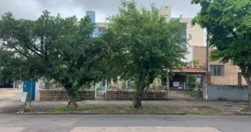 Terreno à venda no Cavalhada, Porto Alegre 