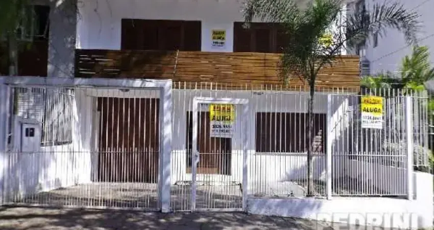 Casa com 3 quartos para alugar na Bela Vista, Porto Alegre
