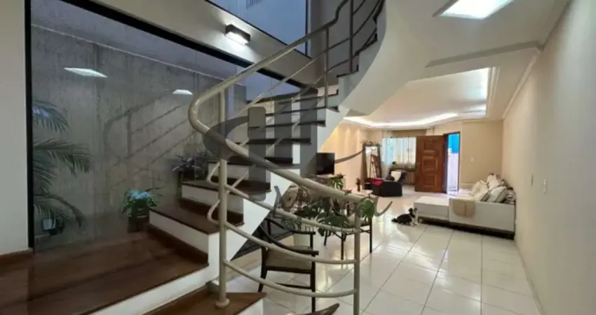 Casa com 3 quartos à venda na CAVALHEIRO ERNESTO GIULIANO, R, Osvaldo Cruz, São Caetano do Sul