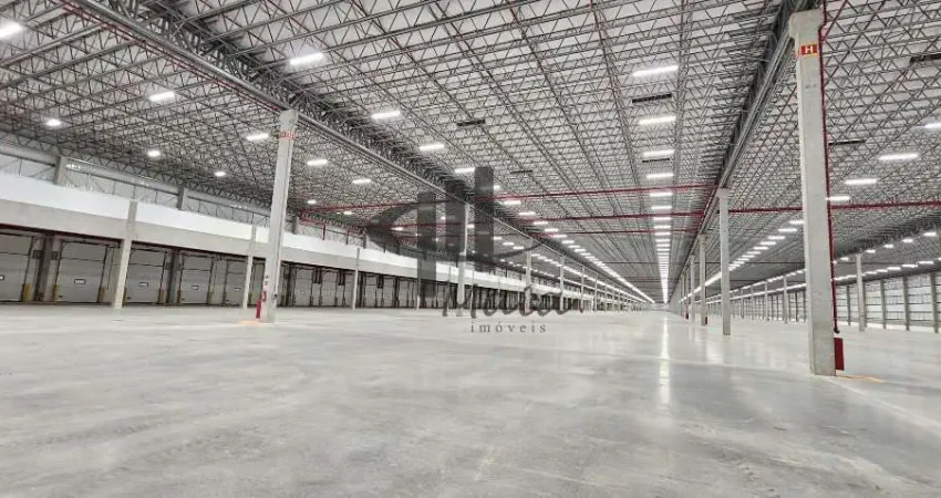 Barracão / Galpão / Depósito para alugar na Rodovia Presidente Dutra, Centro, Guarulhos