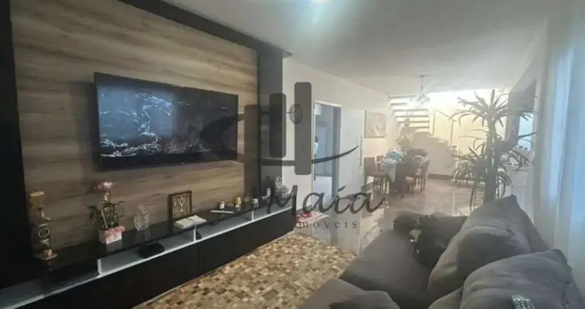 Casa com 3 quartos à venda na CAVALHEIRO ERNESTO GIULIANO, R, Osvaldo Cruz, São Caetano do Sul