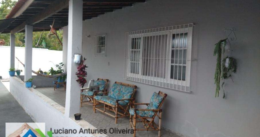 Casa à venda na Praia em Caraguatatuba