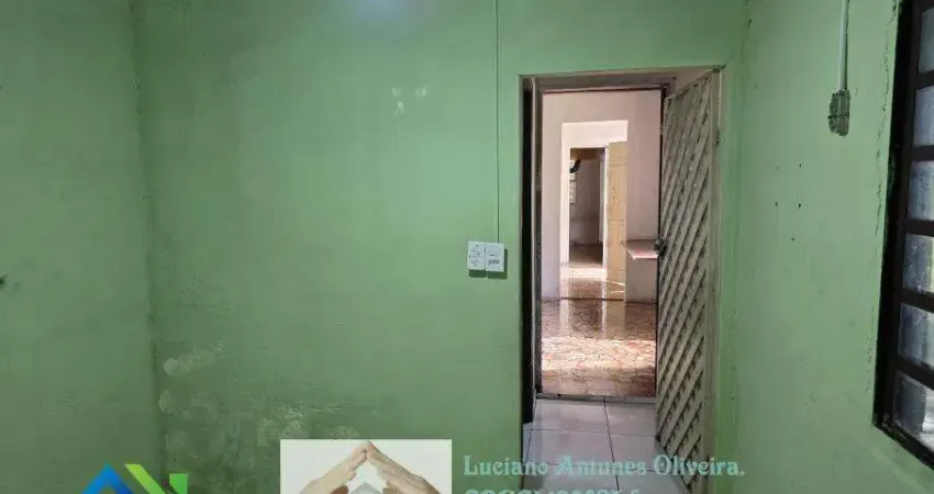 Casa para locação definitiva no Barranco Alto em Caraguatatuba.