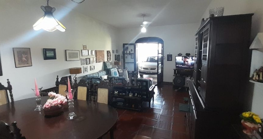 Casa linda super bem localizada melhor bairro de Itanhaém