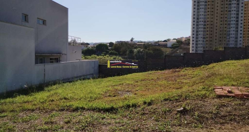 Terreno à Venda em Valinhos SP, Condomínio Cedros do Líbano R$ 370.000,00