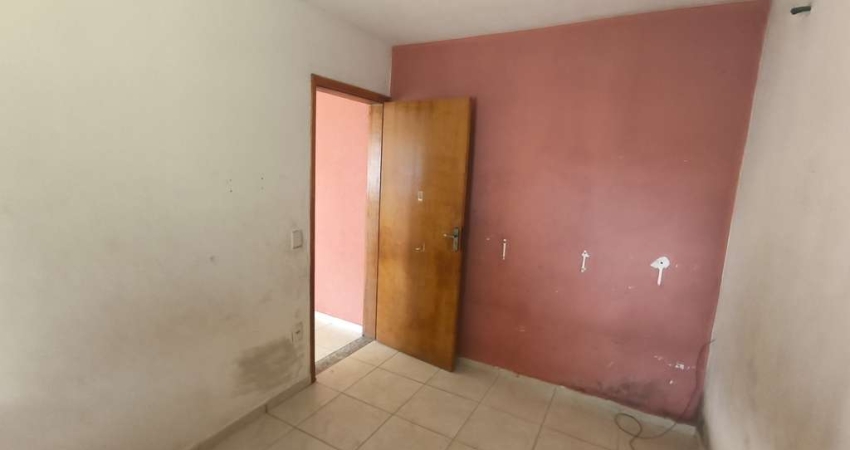 Casa Venda em Valinhos - R$ 395.000,00 aceita financiamento bancário, estuda veículos como parte pagamento