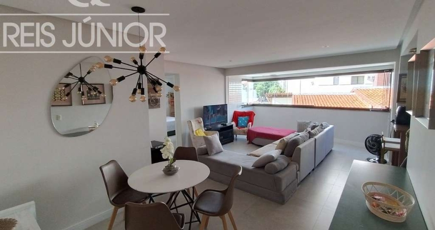 Apartamento à venda na Pituba, Salvador-BA: 2 quartos, 2 suítes, 2 salas, 3 banheiros, 1 vaga, 81,40m² de área. Imperdível!