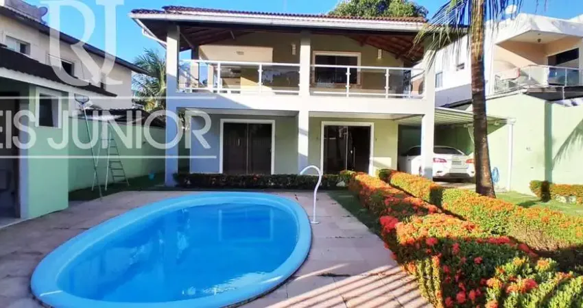 Venda Casa de Luxo Condomínio Lauro de Freitas-BA - 4 quartos, 4 suítes, 3 salas, 5 banheiros, 3 vagas, 311,21m² área construída 430m² terreno.