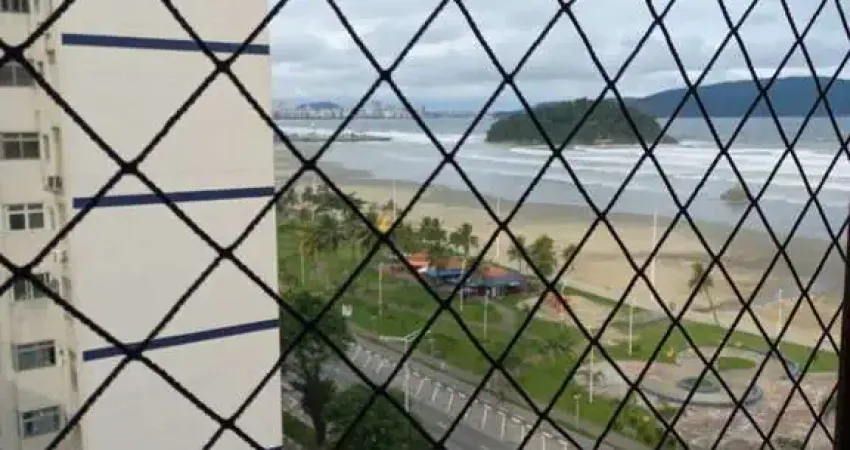 Três dormitórios, suíte em frente à praia. Andar alto. Vista
