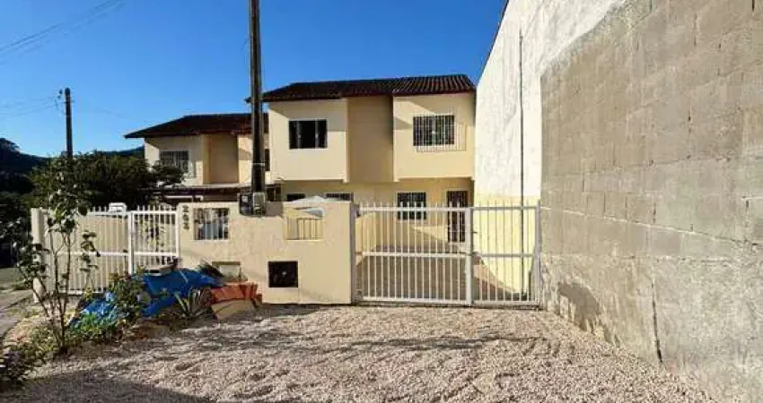 Excelente sobrado com 72,00m² localizado  loteamento  tarumã  são josé sc