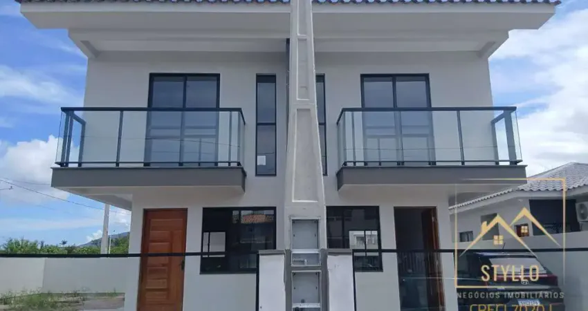 Sobrado com 2 Quartos e 1 banheiro à Venda, 60,79 m² por R$ 420.000