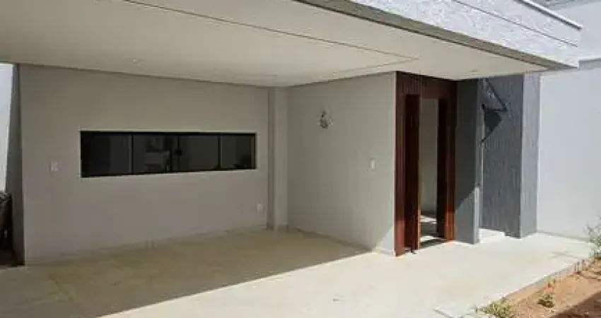 Casa Térrea Com Acabamento Premium e Fachada Moderna - Bairro São José, Crato/CE