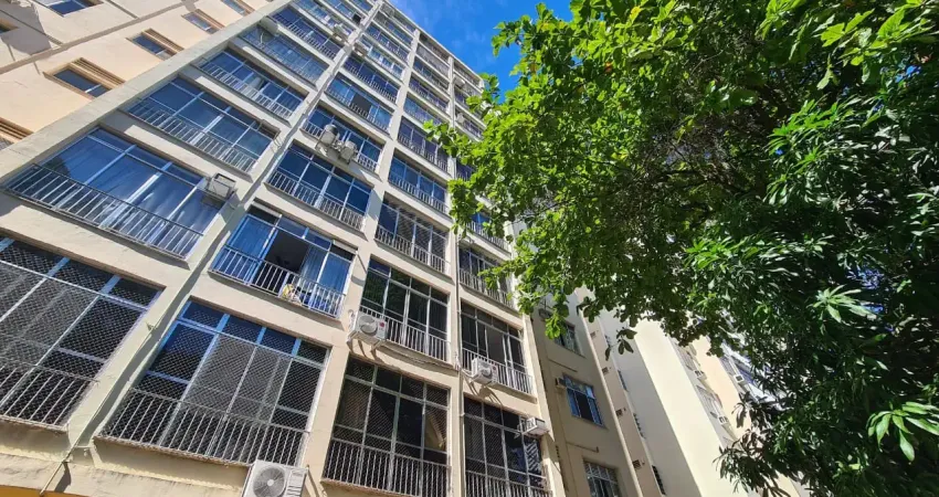 Lindo apartamento sala e quarto reformado para venda em botafogo rj