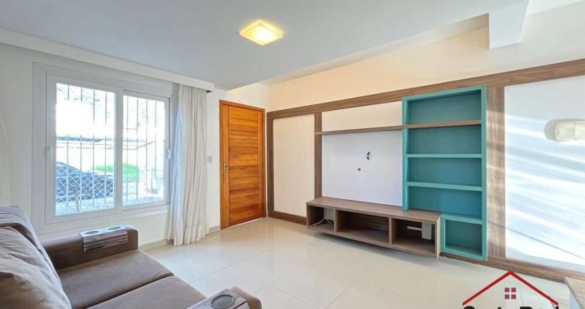 Casa com 2 quartos à venda na Rua Irmão Jaime Biazus, 231, Guarujá, Porto Alegre