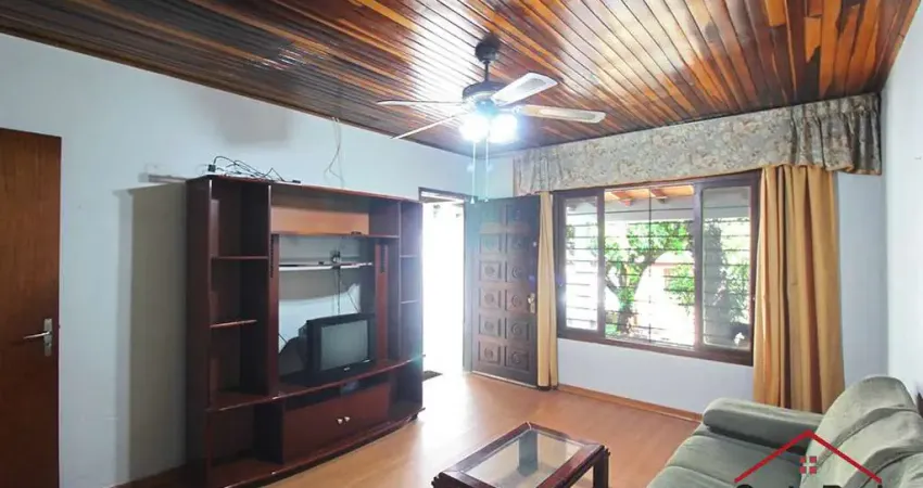 Casa com 3 quartos à venda na Avenida Protásio Alves, 7816, Petrópolis, Porto Alegre