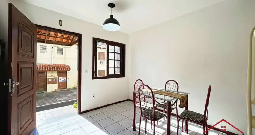 Casa com 2 quartos à venda na Avenida Monte Cristo, 100, Vila Nova, Porto Alegre