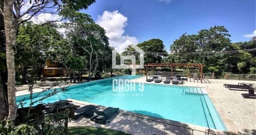 Casa 3 quartos mais dependência em terreno privativo no Quintas do Castelo da Torre Praia do Forte Bahia