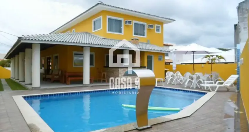 Casa com 07 suítes em Guarajuba-Ba