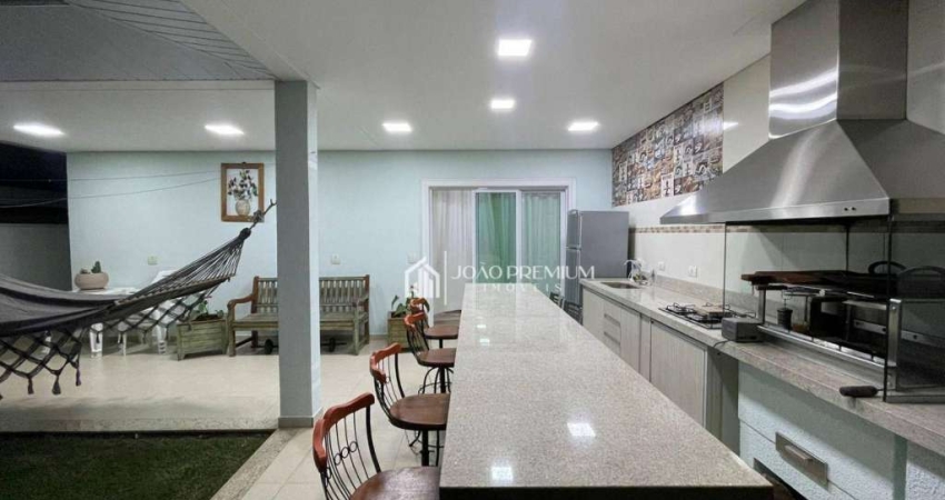 Sobrado com 5 dormitórios à venda, 283 m² por R$ 2.000.000,00 - Villa Branca - Jacareí/SP