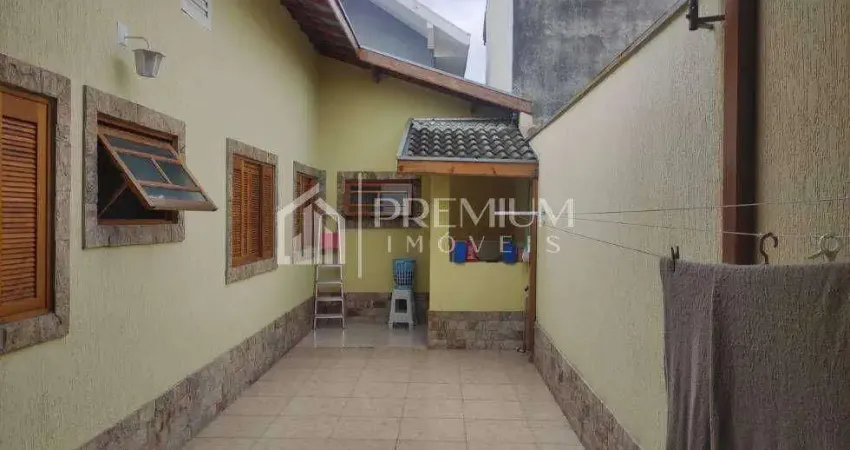 Casa com 3 dormitórios à venda, 90 m² por R$ 640.000,00 - Villa Branca - Jacareí/SP