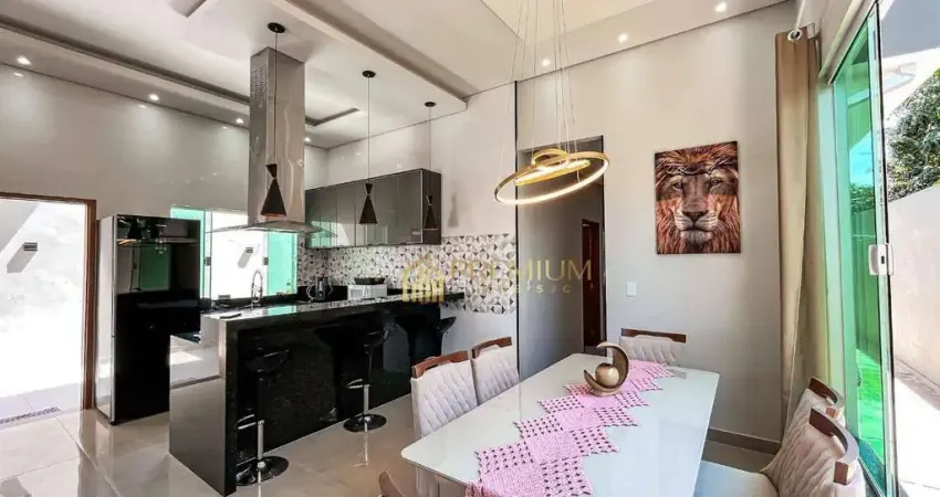 Casa com 3 dormitórios à venda, 130 m² por R$ 850.000,00 - Jardim Tarumãs - Caraguatatuba/SP