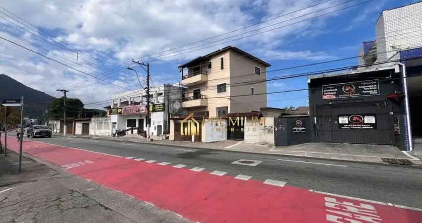 Casa com 4 dormitórios à venda, 200 m² por R$ 1.600.000,00 - Centro - Caraguatatuba/SP