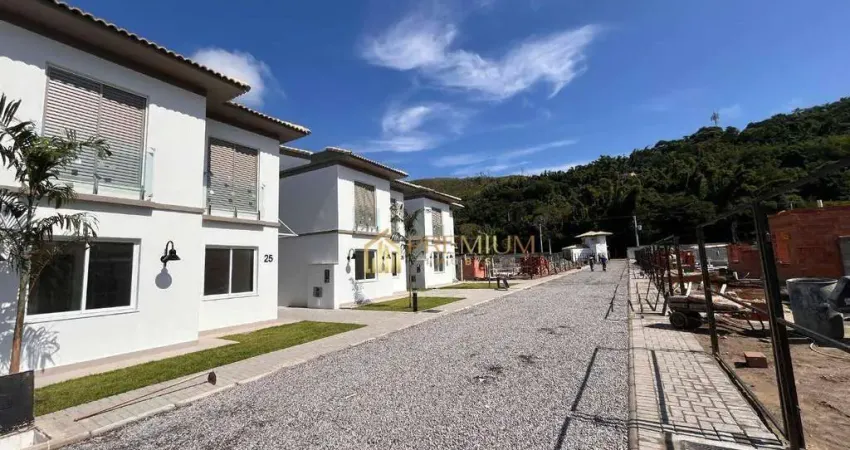 Sobrado com 3 dormitórios à venda, 95 m² por R$ 1.280.000 - Praia das Cigarras - São Sebastião/SP